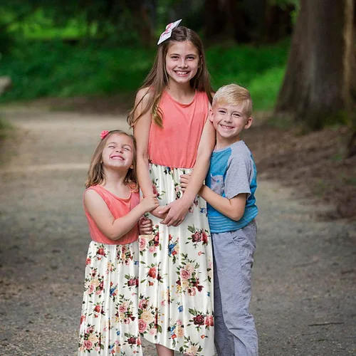 Vista 2 de IFFEI - Conjunto de vestidos de mamá y yo con estampado floral sin mangas para madre e hija