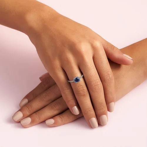 Vista 6 de PANDORA Jewelry - Anillo cuadrado azul con halo de cristal y circonita cúbica en plata de ley, talla 7, Metal Cristal, Zirconia cúbica