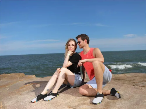 Vista 4 de Vsufim Zapatos Descalzos de Secado Rápido para Deportes Acuáticos, Calcetines Acuáticos para Natación, Playa, Piscina, Surf, Yoga para Mujeres