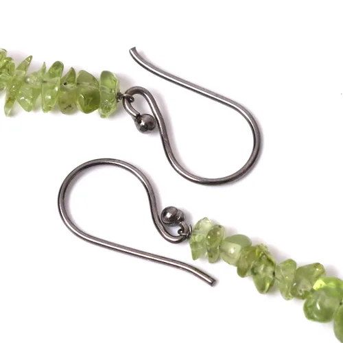 Vista 3 de Natural Peridot Chips Crystal Earring, August Birthstone Jewelry Healing Crystals Gemstone Jewelry (Peridot)