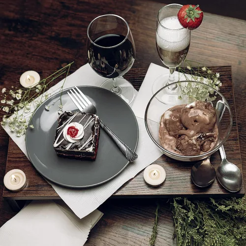 Vista 6 de Paquete de 500 servilletas de cóctel de papel – Servilletas blancas de calidad de 3 capas – Servilletas de restaurante, evento y bar – Servilletas