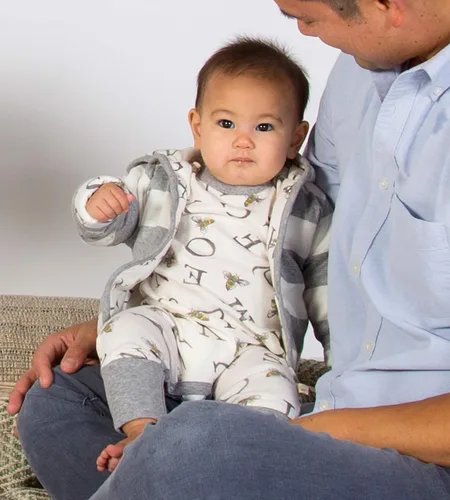 Vista 4 de Burt's Bees Baby Sudaderas unisex para bebé, chaquetas ligeras con cremallera y abrigos con capucha, algodón orgánico, Heather Grey Abc