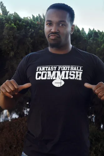Vista 3 de Mens Fantasy Football Commish T Shirt Funny Gift for Dad Game Day Graphic Cool