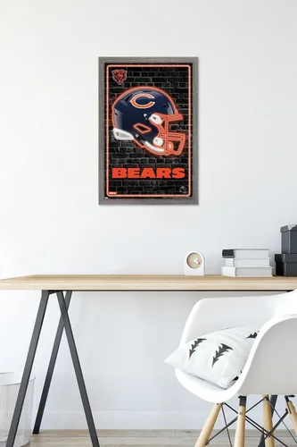 Vista 6 de NFL Chicago Bears - Póster de pared con casco neón 23, 22.4 pulgadas de largo x 14.7 pulgadas, versión enmarcada de madera de granero