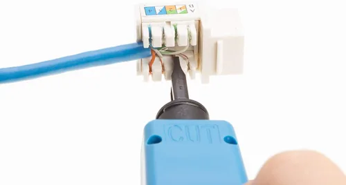Vista 6 de SATMAXIMUM Conector de pared Ethernet Keystone Cat5e Punch Down UTP 45 grados (terminación más fácil que 90 grados), terminación de velocidad