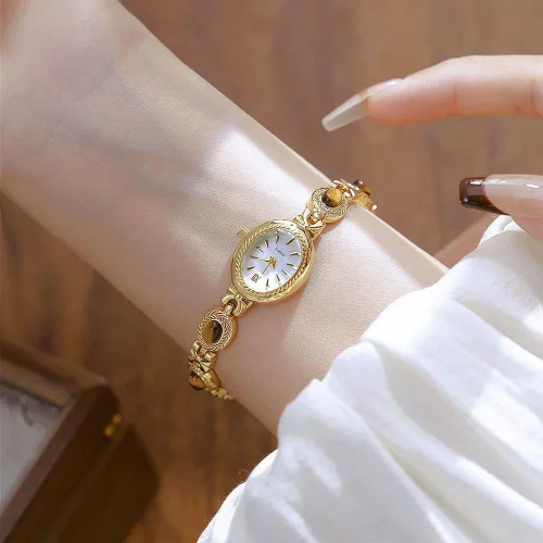 Vista 4 de ADSBIAOYE Reloj de mujer vintage elegante esfera ovalada oro reloj de pulsera para mujer vestido de moda impermeable analógico casual reloj