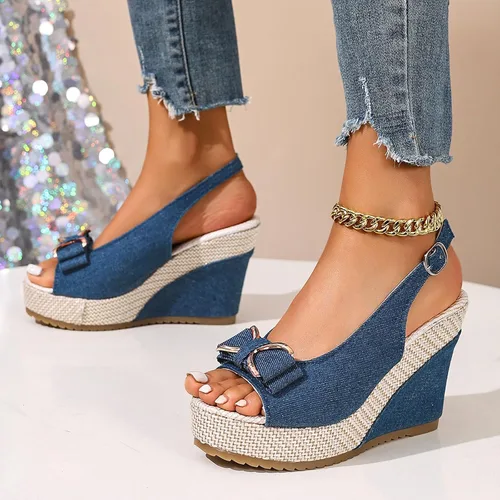 Vista 4 de Sandalias de cuña de mezclilla para mujer 2026 con puntera abierta, alpargatas con lazo, zapatos casuales de playa de verano para viajes, fiestas