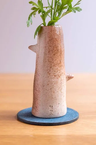 Vista 3 de Florero de cerámica artesanal japonesa decoración del hogar Shigaraki Ware (búho blanco)
