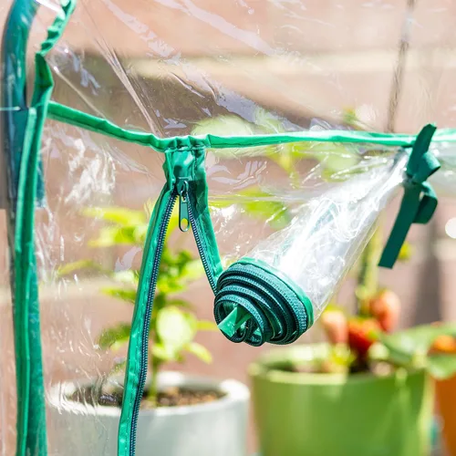 Vista 5 de Educational Insights GreenThumb invernadero para aula