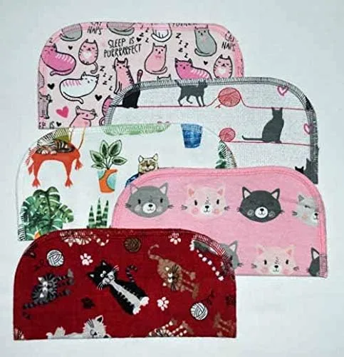 Vista 5 de 2 Ply Printed Flannel 8x8 Inches Set of 5 Little Wipes The Cats Meow- Proudly Made in the USA!