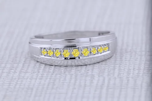 Vista 2 de Dazzlingrock Collection Alianza tradicional de aniversario de boda de 0.23 quilates (ctw) redonda de nueve diamantes para hombre, 14 quilates, plata