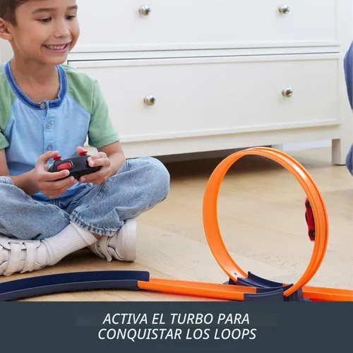 Vista 2 de Hot Wheels RC Vehículo Ferrari SF90 Stradale Assetto Fiorano a escala 1:64 Remote-Control 1:64 Scale Toy Car Recharges with USB Cable, Race On and