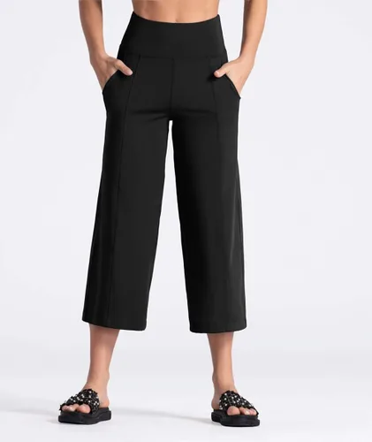 Vista 2 de THE GYM PEOPLE Bootleg - Pantalones capri de yoga para mujer, control de abdomen, cintura alta, pantalones cortos acampanados con bolsillos