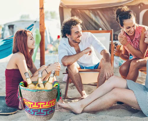 Vista 2 de Wayúu Colombian - Mochila para mujer Bolso bohemio hecho a mano Bolsa de playa de paja Hecho a mano por artesanos Wayúu