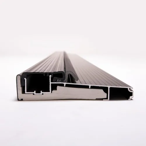 Vista 6 de Umbral de puerta abatible de aluminio resistente, 5-5/8 pulgadas de ancho, negro – Resistente a la intemperie, eficiencia energética, fácil