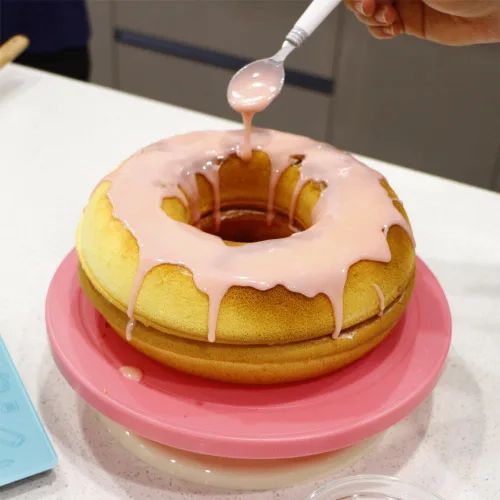 Vista 8 de Webake Molde de silicona jumbo para tartas de rosquilla, antiadherente, 10 pulgadas, juego de 2 mitades para hornear