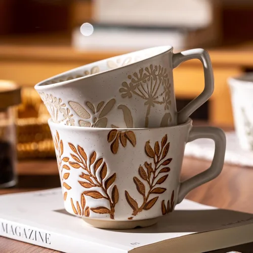 Vista 3 de Juego de 4 tazas de café con cuchara dorada, taza de cerámica pintada a mano de estilo antiguo de 11 onzas para hombres y mujeres, regalos únicos