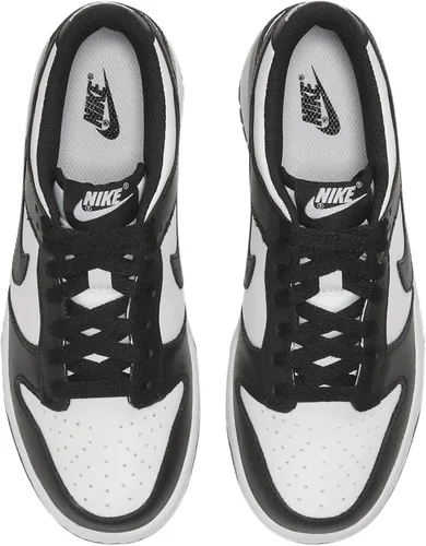 Vista 167 de Nike Kid's Dunk Low Sneaker