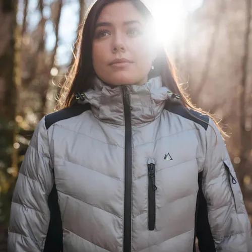Vista 5 de Apricoat EcoDown Jacket - Chaqueta acolchada con capucha ligera y resistente al agua - Abrigo de invierno resistente al viento con aislamiento