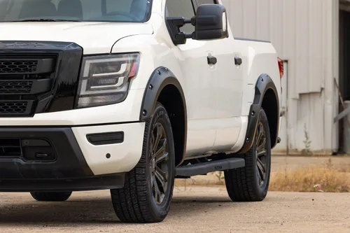 Vista 6 de Rough Country Guardabarros de bolsillo para Nissan Titan 2017-2024 - F-N101705A