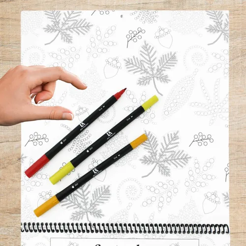 Vista 3 de Leisure Arts Dot Art Calendario 12 x 12 pulgadas, con marcadores, calendario en blanco, marcadores de puntos, pintura, marcadores de arte, dotadores