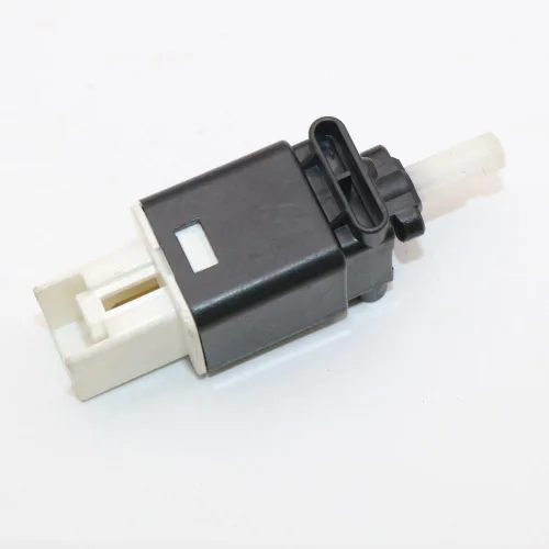 Vista 5 de Interruptor de luz de freno GJ6A-66-490 para Mazda 2 6 CX-7 RX-8 Miata 2003-2013