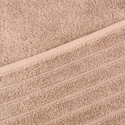 Vista 2 de Towels Beyond - Juego de toallas de lujo de 4 piezas, fabricadas con 100% algodón turco, altamente absorbentes y cómodas, incluye 2 toallas de baño