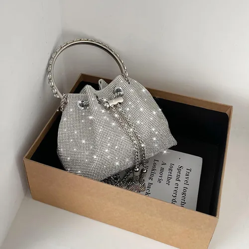 Vista 5 de QZUnique Bolso de cubo de diamantes de imitaciónlentejuelas con conjunto de joyas para mujer, bolso de noche plateado brillante con purpurina