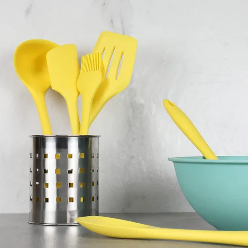 Vista 6 de Chef Craft Tenedor de silicona prémium para espaguetis y pasta, 11.5 pulgadas, color amarillo