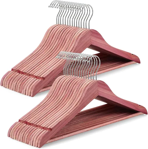 Vista 10 de TOPIA HANGER Perchas de madera para abrigos, paquete de 30 perchas de madera negra, gancho giratorio de 360° y muescas antideslizantes