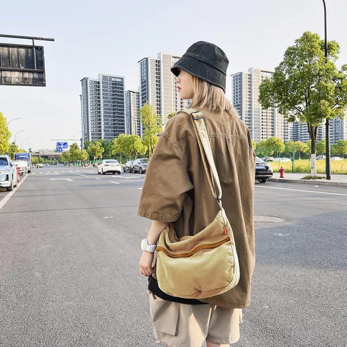 Vista 2 de Bolsos cruzados de lona para mujeres y hombres, bolso de hombro estilo hobo bolso de mano para el trabajo, compras y viajes