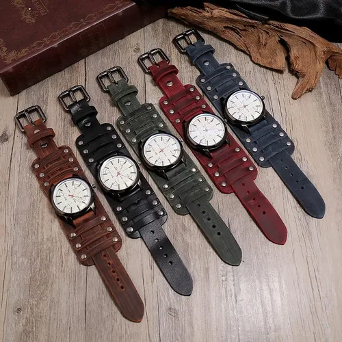 Vista 5 de Relojes de cuero dominantes punk y retro para hombre, pulseras punk, doble capa cosidas a mano, relojes de pulsera para hombre