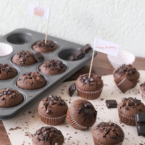 Vista 3 de 1000 Piezas Forros Blancos Mini para Cupcakes Forros Pequeños para Muffins Sin Olor Premium Papel Antiadherente Envoltorios para Cupcakes Tazas