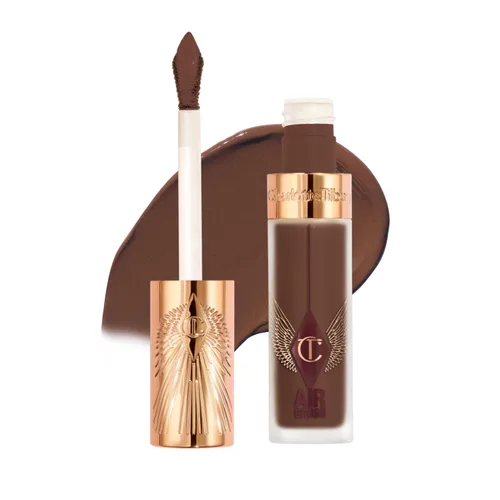 Vista 35 de Charlotte Tilbury AIRbrush Corrector de desenfoque impecable – Corrector para ojeras, manchas y más – Hidratante, cobertura completa con un acabado
