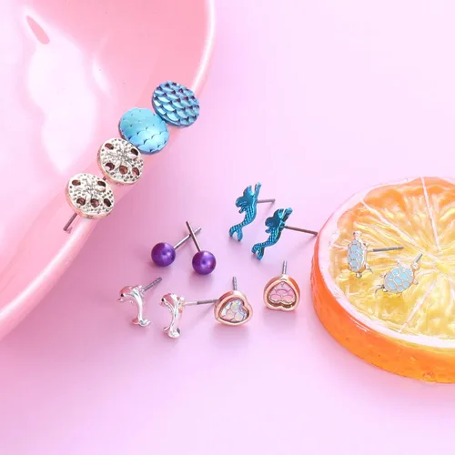 Vista 4 de Varios aretes de tuerca con temática de la vida marina del océano, juego de 30 pares, múltiples perlas de cristal, concha marina, escala de peces