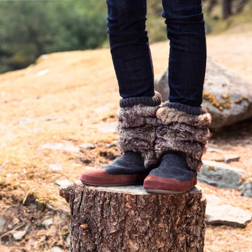 Vista 2 de Acorn Pantuflas para botas holgadas para mujer
