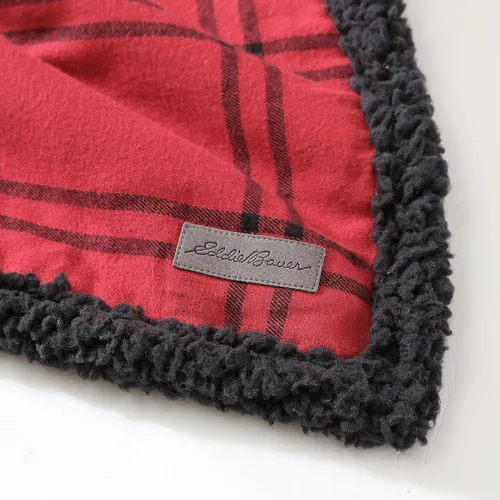 Vista 7 de Eddie Bauer - Manta decorativa de franela de algodón para hogar, ropa de cama reversible de sherpa para todas las estaciones, rojo y negro