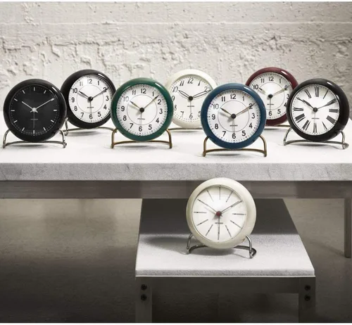 Vista 3 de Arne Jacobsen Reloj de mesa de 4.3 in de diámetro, diseño original, función de repetición, color azul