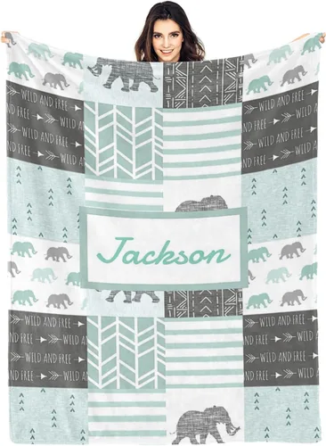 Vista 16 de Woodland - Manta de bebé personalizada para niños, manta de bebé personalizada con nombre Adventure Awaits Stuff recién nacido, regalo de guardería