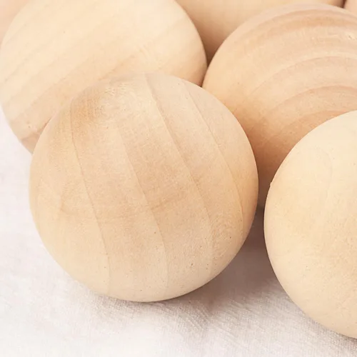 Vista 3 de Paquete de 4 bolas de madera sin terminar de 3 pulgadas, bola redonda de madera, bolas redondas de madera dura, esferas de madera para manualidades
