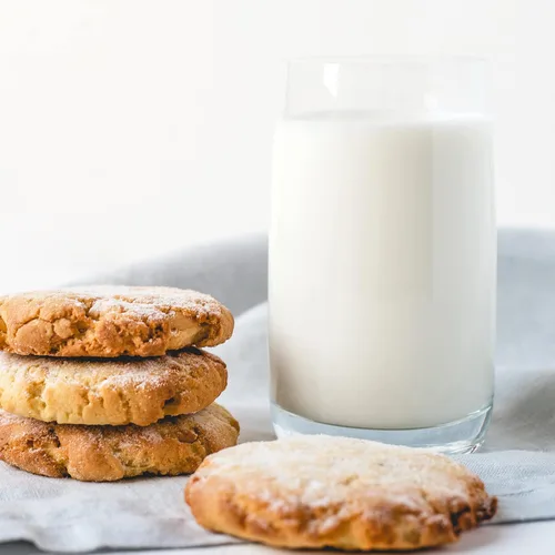 Vista 4 de Schreiber - Leche estable en el estante, entera con vitamina A y D, 32 onzas (paquete de 6)