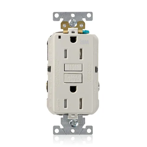 Vista 2 de Leviton Receptáculo GFCI dúplex de autoprueba dúplex de 15A-125V extra resistente a la intemperie, 15 amperios, G5262-WTE, negro