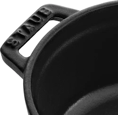 Vista 10 de STAUB - Olla de hierro fundido para horno holandés de 0.5 cuartos, redonda, hecha en Francia, para 1 persona, color negro mate