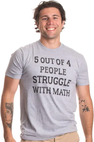 Vista 3 de Camiseta con humor sobre enseñanza, maestro, escuela, divertida, con la frase "5 of 4 People Struggle with Math