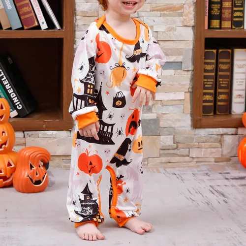 Vista 4 de MAINESAKA Conjunto de pijamas de Halloween a juego para la familia, con estampado de calabazas, conjuntos de pijamas a juego para adultos y niños