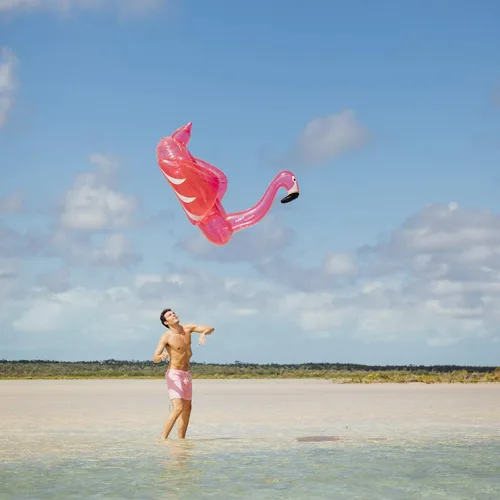 Vista 3 de Funboy FLA-C - Flotador inflable y gigante con forma de flamenco y con brillantina, para fiestas de verano en la piscina y entretenimiento