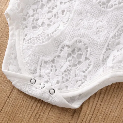 Vista 4 de ODIMAME Conjunto de ropa para bebé niña con encaje blanco + jeans rasgados + diadema, conjunto de ropa de verano de 3 piezas