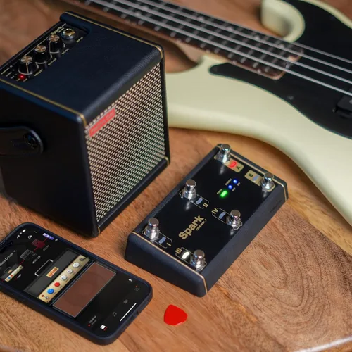 Vista 5 de Positive Grid Spark Control X - Pedal de pie inalámbrico y controlador para amplificadores de la serie Spark