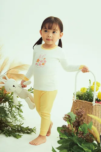 Vista 5 de moimoln Pijama de algodón suave para bebés y niñas pequeñas con estampado de flores modales, manga larga, ajuste ceñido