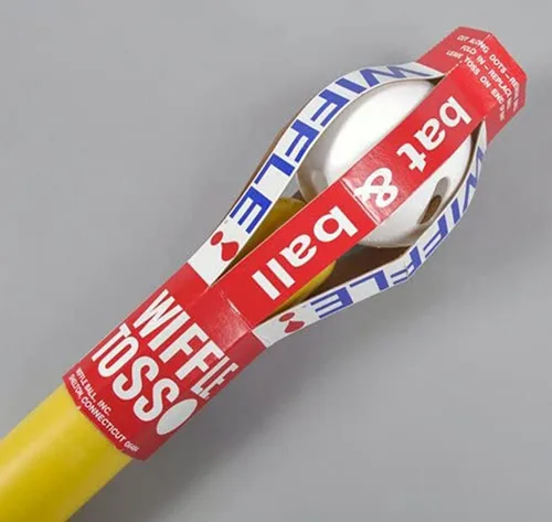 Vista 2 de Wiffle Juego de béisbol y bate (1 docena) – vitrina de suelo incluye 12 juegos de murciélagos amarillos de 32 pulgadas y pelotas de béisbol